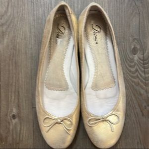 Delman pale metallic gold ballet flats